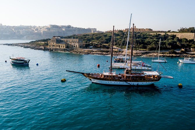 3 Island Cruise onboard Faith - Gozo’s bay and the quieter side of the route
