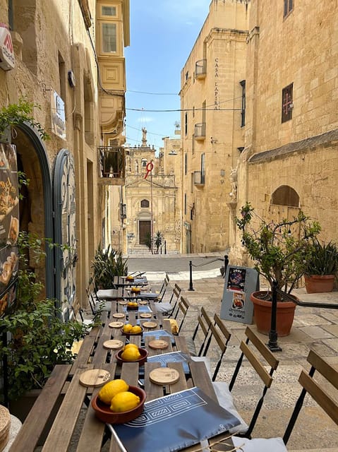An Unforgettable Lunch Experience at Koccio Valletta - Why the stairs matter