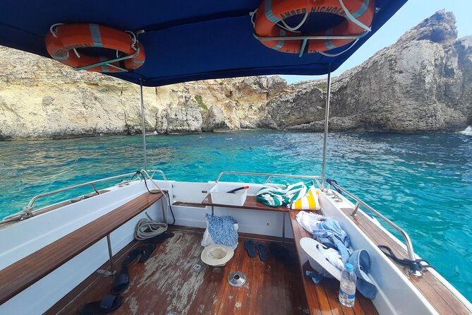 Boat Charters Blue lagoon, Crystal Lagoon, Comino, Malta 4hr trip - Elephant Head Rock and another film location