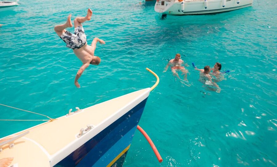 Comino: Blue Lagoon Catamaran Cruise with Lunch and Open Bar - Should you book this Comino cruise?