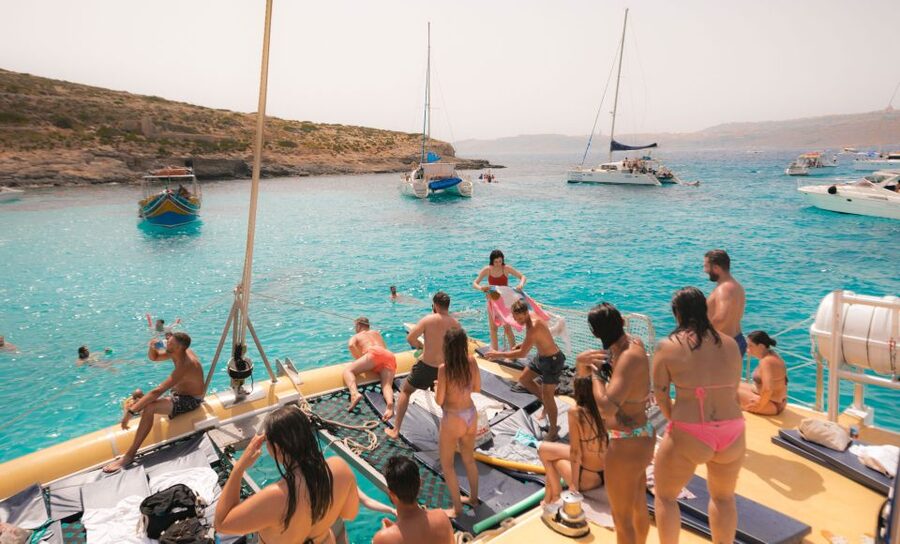 Comino: Blue Lagoon Catamaran Cruise with Lunch and Open Bar - Lunch that is better than basic boat food