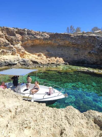 Comino Blue Lagoon: Private Boat Charter (2 Hours)