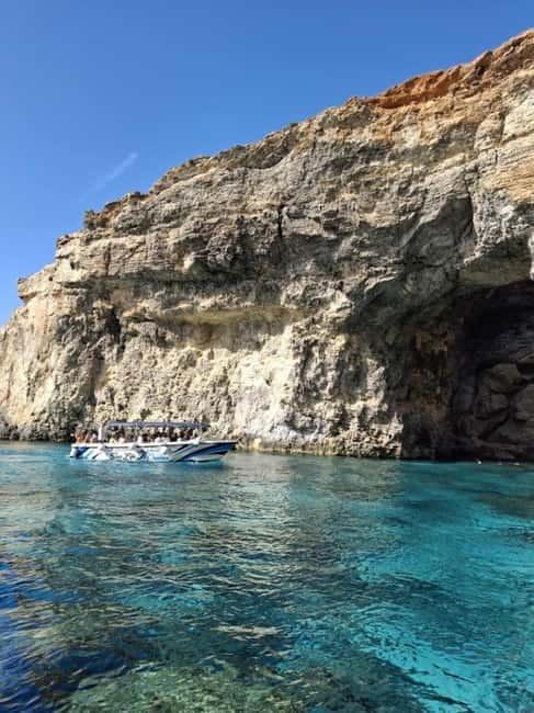 Comino & Gozo: Blue & Crystal Lagoons Cruise with Sea Caves - San Niklaw Bay and the Comino Caves