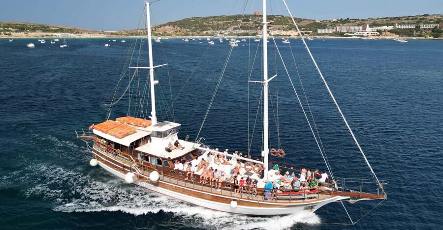 Comino Island , Blue lagoon, Crystal Lagoon & Gozo & Caves - From Mellieha Bay past Coral Lagoon and Elephant Rock