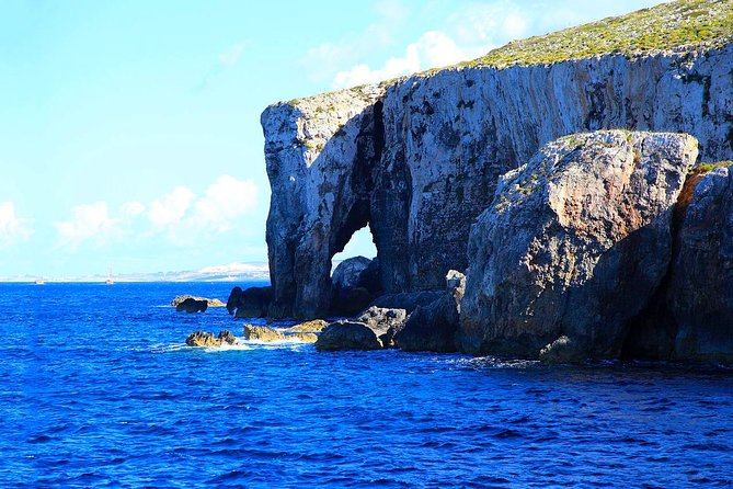 Comino Island: including Blue Lagoon, Crystal Lagoon & sea caves - Sea caves and the return past Santa Maria