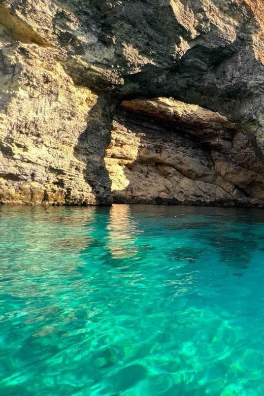 Comino Private Boat Tours: Blue/Crystal Lagoon, Malta & Gozo - Crystal Lagoon is the main swimming break