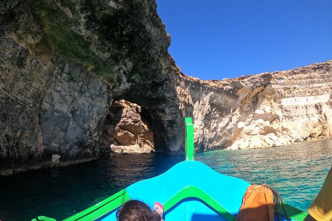 Comino Private Boat with Snorkeling and Cave Sightseeing - San Niklaw Bay for a quieter half-hour