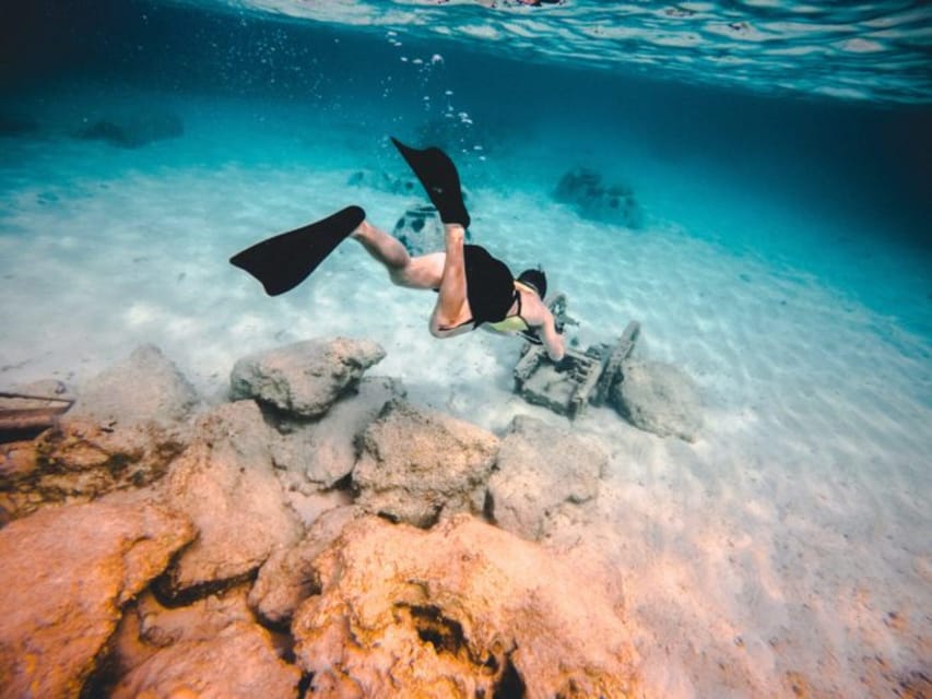 DiveSnap Underwater Sports Thrills:Lantern Point & P31 Wreck - The captain’s role and the relaxed atmosphere