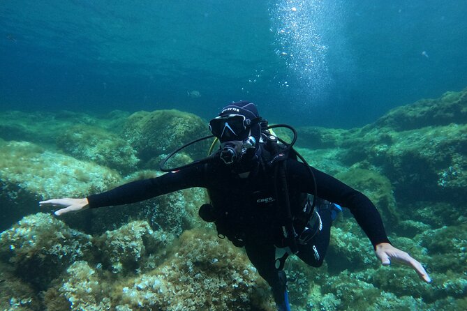 Diving experience in Malta - Learning to breathe underwater