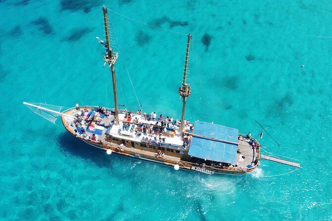 Fernandes Gozo & Comino - A full day aboard the Fernandez from Valletta