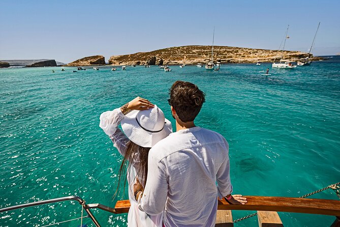 Fernandes Gozo & Comino - Gozo’s secluded bay is the quieter first stop