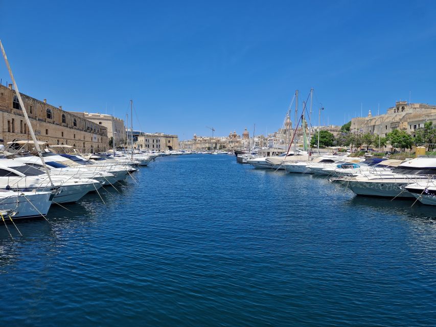 From Cospicua: Senglea, Bormla, and Birgu Walking Tour - The optional dgħajsa ride back to Valletta