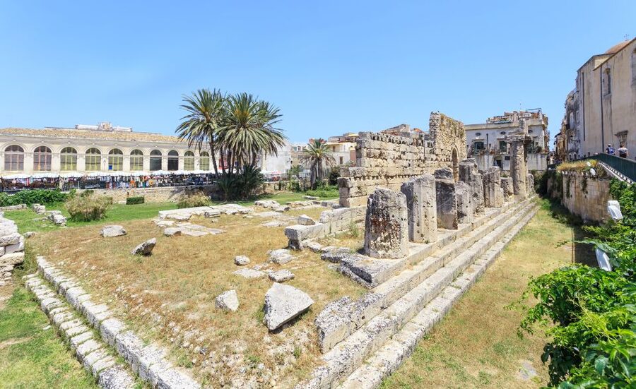 From Malta: Syracuse and Marzamemi Day Trip with Guide - Marzamemi, tuna traditions, and a colorful village square