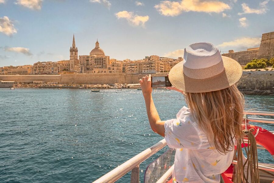 From Sliema: Valletta and the Three Cities Scenic Cruise - Marsamxett Harbour and the Sliema view