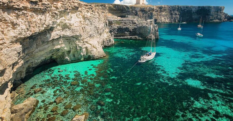 From St. Julian's: Comino and Blue Lagoon Trip by Powerboat - A fast crossing from St. Julian’s to Comino