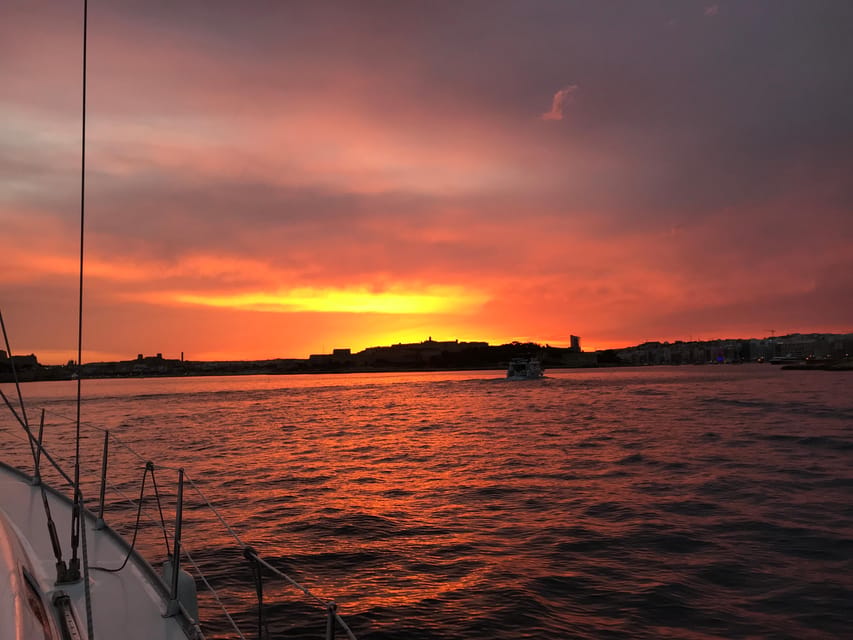 From Valletta: Romantic Sunset Cruise on a Sailing Yacht - Choosing Manoel Island or Rinella Bay for dinner
