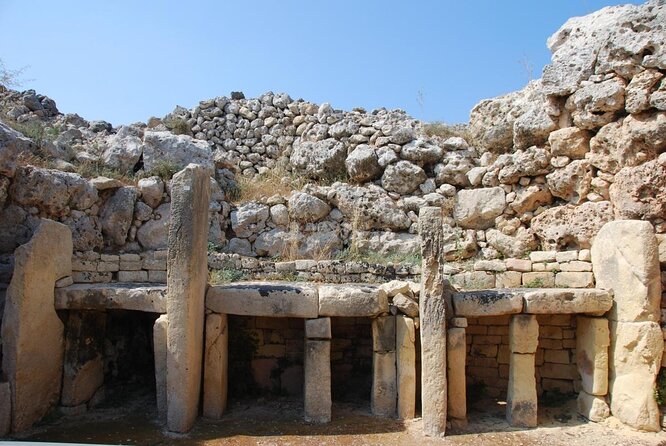Full-Day Gozo Island Tour from Valletta - Ġgantija gives the day its ancient heart