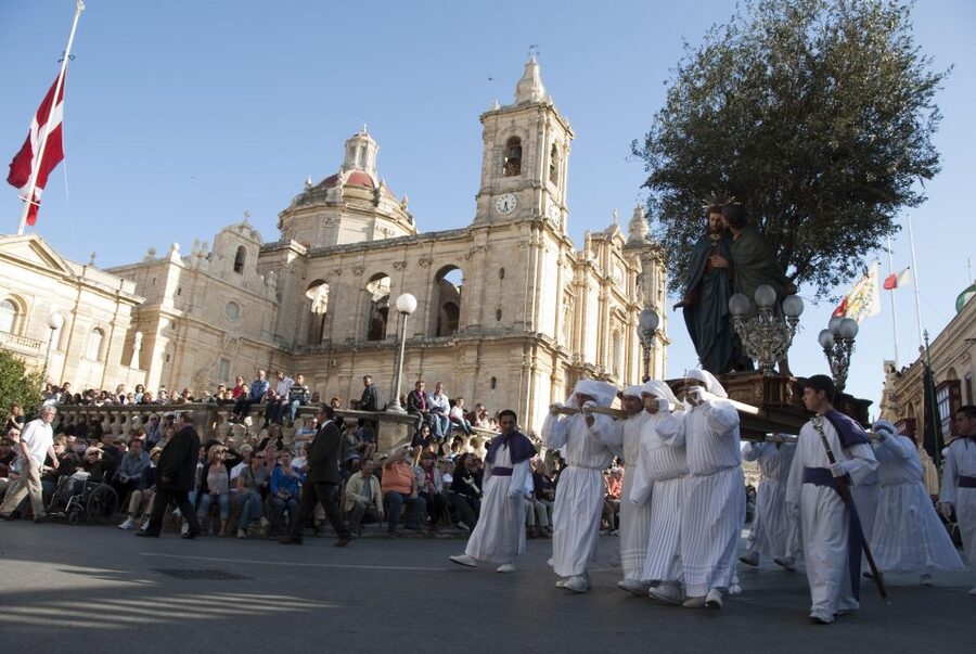 Good Friday Easter Procession with Commentary and Transport - Listening to the brass band and live explanation