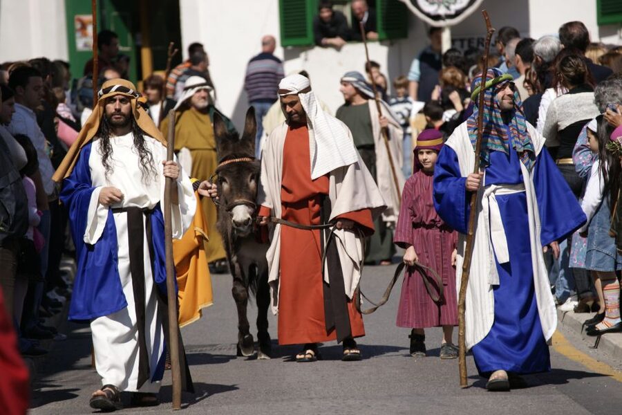 Good Friday Easter Procession with Commentary and Transport - Why the front-section seat matters, and its limits