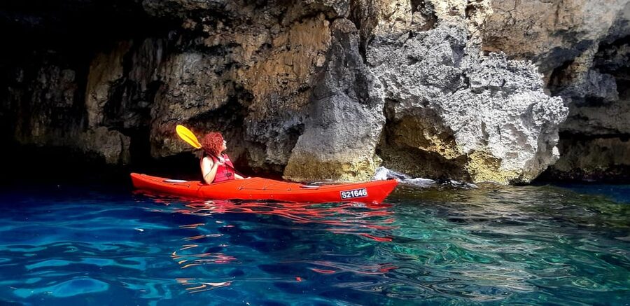 Gozo: Comino and Blue Lagoon Guided Kayaking Adventure - The 30-minute break for swimming and rest