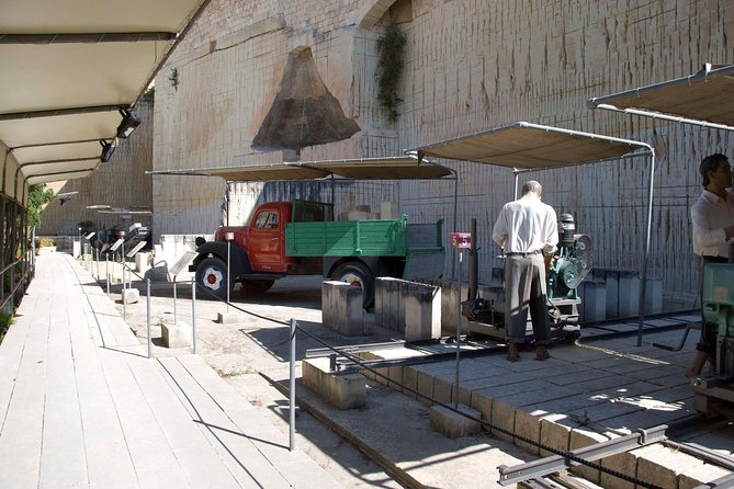 Hagar Qim temple (UNESCO) and Limestone Heritage guided tour - Why this tour works as a Malta introduction