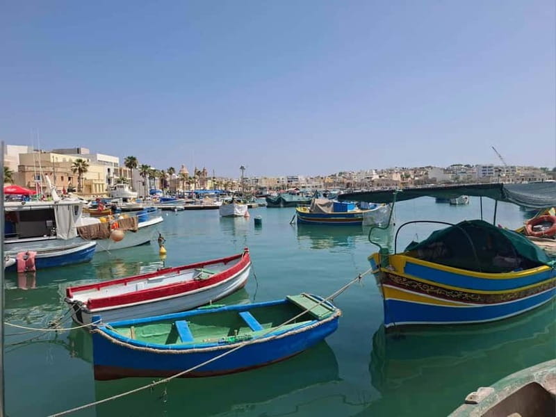 Malta: 5 hr Vintage Bus Tour - Mdina & Blue Grotto inc. food - Dingli Cliffs: a quick high viewpoint