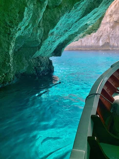 Malta: 5 hr Vintage Bus Tour - Mdina & Blue Grotto inc. food - Who should book this Malta tour?
