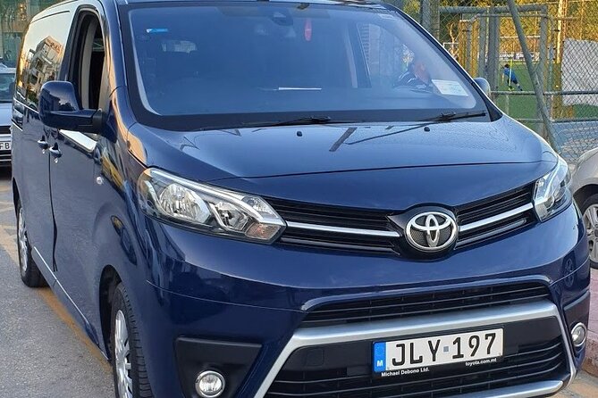 Malta Airport Cab Transfer to Bugibba /St Paul's Bay / Qawra Area - Finding your driver at the HSBC ATM