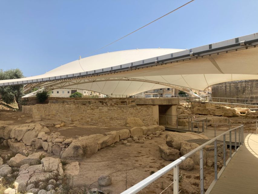 Malta: Ancient Wonders, Coastal Charms, and Cities Tour - Mnajdra and the power of the setting