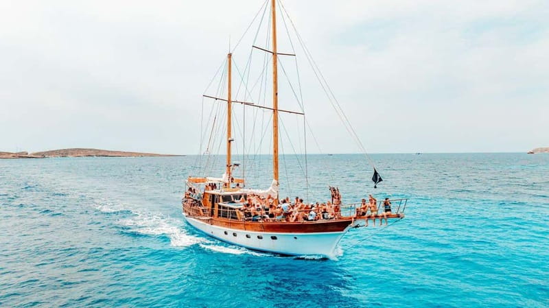 Malta: Around Comino Boat Trip with Gozo Guided Jeep Tour - Gozo by jeep: the most personal part of the tour