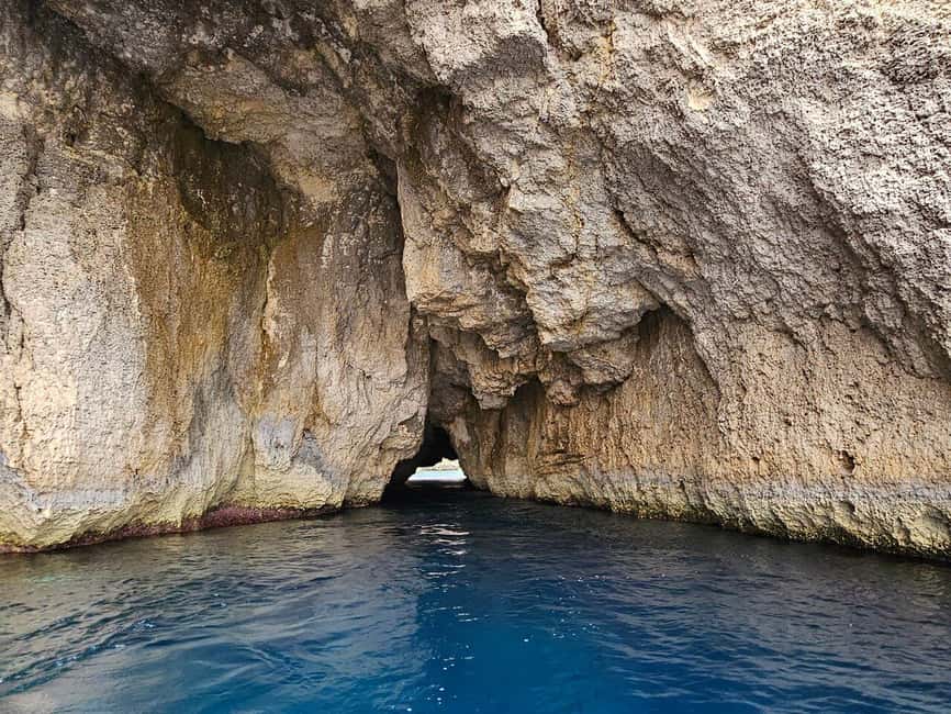 Malta: Blue Lagoon, Caves & around Comino Private Speedboat - Is three hours enough?