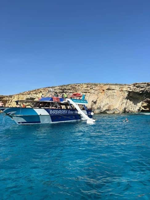 Malta: Blue Lagoon, Comino, Gozo & Crystal Lagoon Sea Caves - The first cruise: Elephant Rock and Comino’s caves