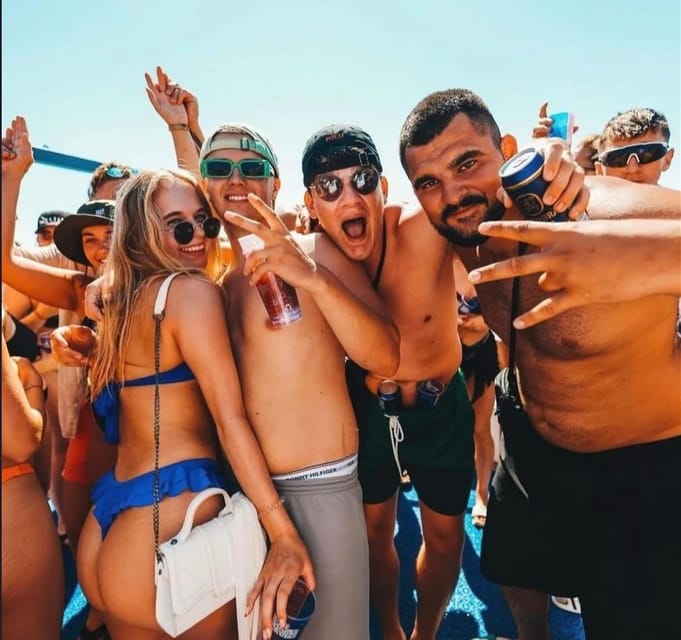 Malta: Boat Party + Watersport+ Comino+ OpenBar ALL INCLUDED - What the three swimming stops are really like