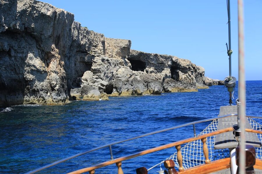 Malta: Comino, Blue Lagoon, + Sea Caves Day Trip - The Blue Lagoon stop lasts 2.5 hours