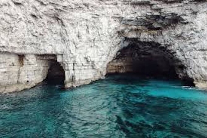 Malta: Comino Cruise and Jeep Tour with lunch and Transport - What the Gozo jeep route adds