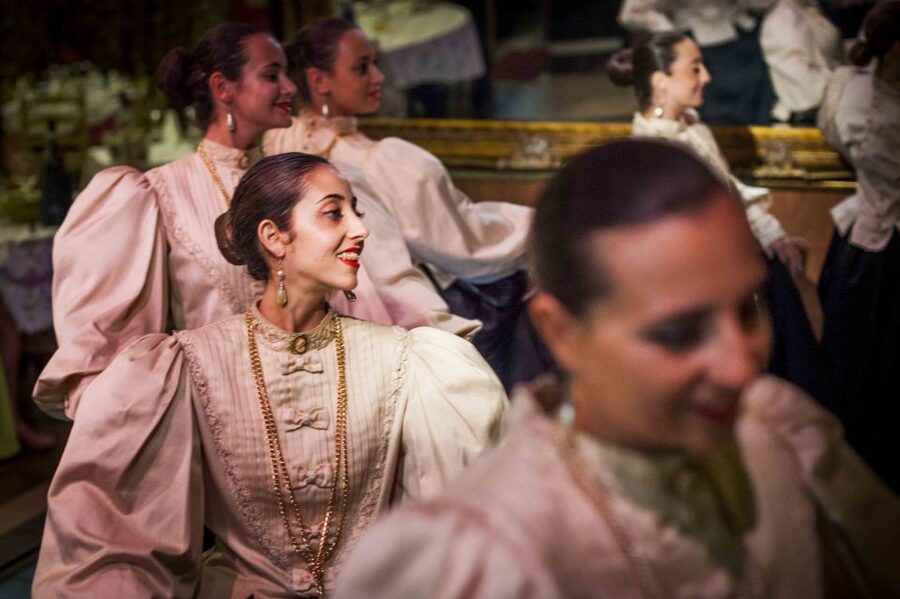 Malta: Folklore Dinner Show at a Traditional Restaurant - Arriving at Ta’ Marija after dark