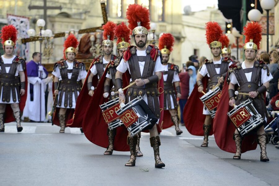 Malta: Good Friday Afternoon Procession with Transportation - What the four-hour timing means