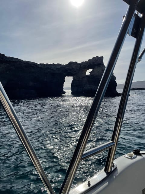 Malta:Gozo,Comino,Crystal/BlueLagoon&Caves Private Boat trip - Crystal Lagoon for clearer water and snorkeling