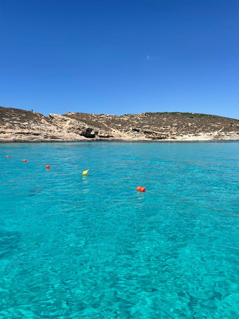 Malta:Gozo,Comino,Crystal/BlueLagoon&Caves Private Boat trip - What the boat provides for a comfortable afternoon