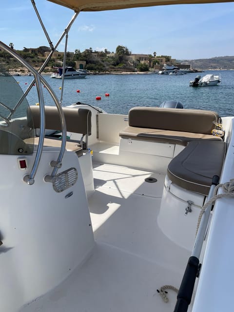 Malta:Gozo,Comino,Crystal/BlueLagoon&Caves Private Boat trip - Weather can change the day