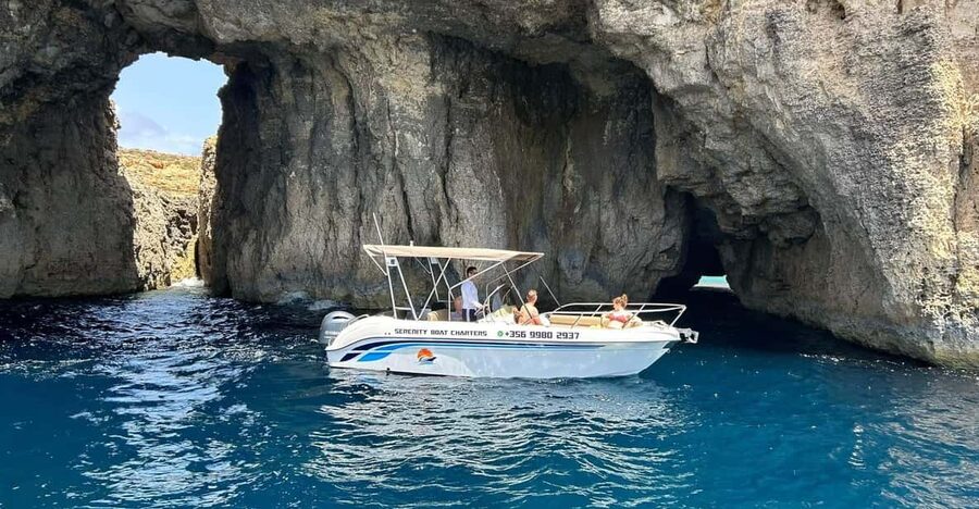 Malta:Gozo,Comino,Crystal/BlueLagoon&Caves Private Boat trip - Starting from Cirkewwa or Mgarr