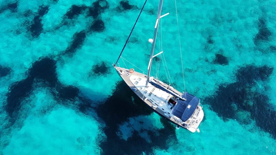 Malta Gozo Comino: Full Day Sailing Charter - What to eat aboard the sailboat