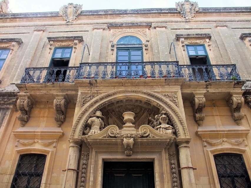 Malta: Mdina and Rabat Walking Tour with Catacombs - The bastion walls and central Malta views