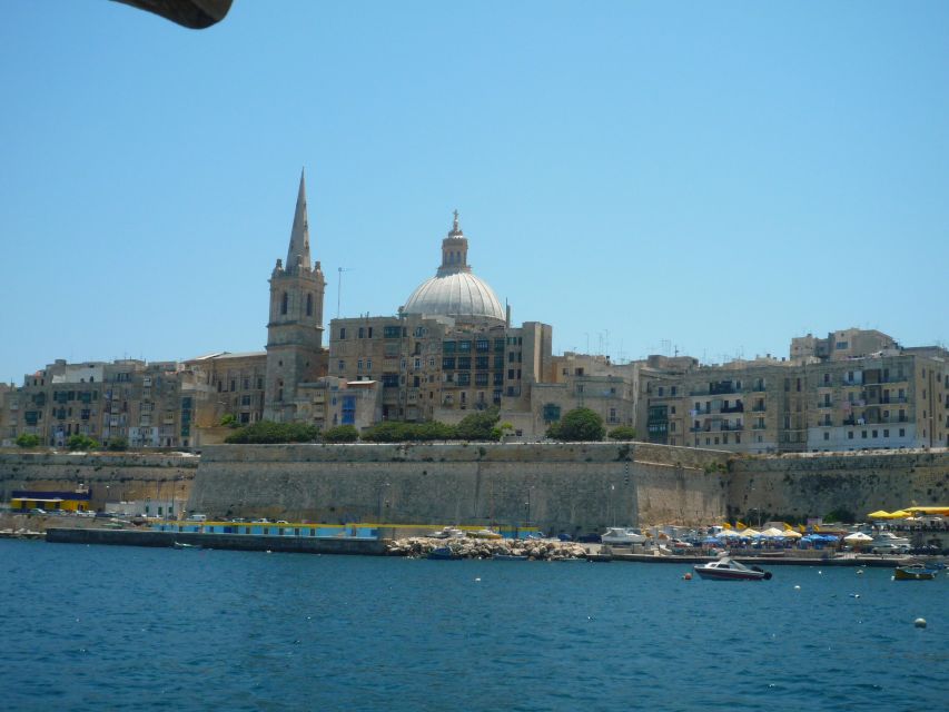 Malta: Panoramic Cruise around Malta's Harbours and Creeks - Commentary and the pace on board