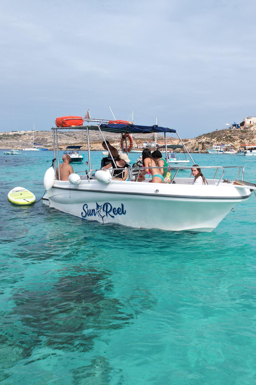 Malta: Private Boat Trip to Comino, Blue Lagoon & Gozo - Ħalfa Rock and the Gozo coast