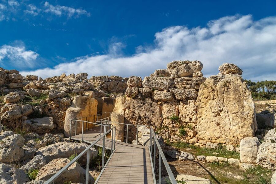 Malta: Private Half-Day Archeological Sites Tour - Għar Dalam and the 100-step climb