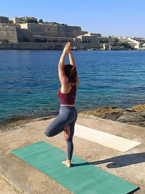Malta: Private Yoga class close the Sea - Why Fort Manoel makes this yoga class different