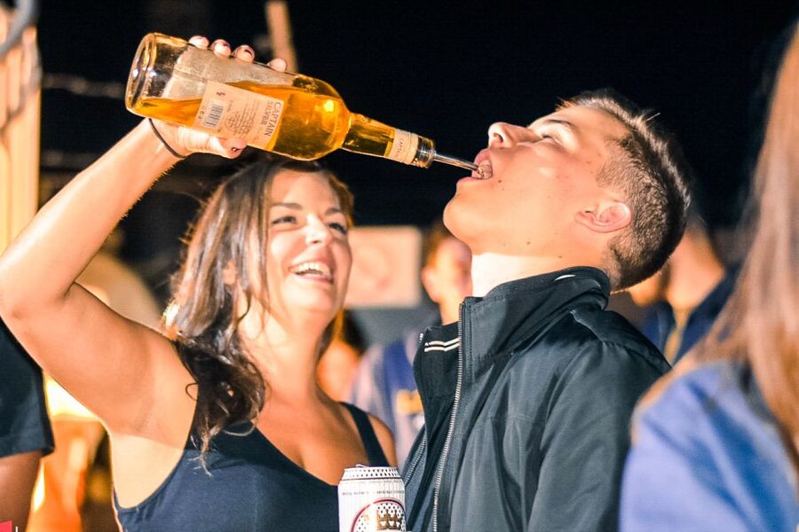 Malta: Pub Crawl of Paceville and St Julian's with Drinks - Should you book the Paceville pub crawl?