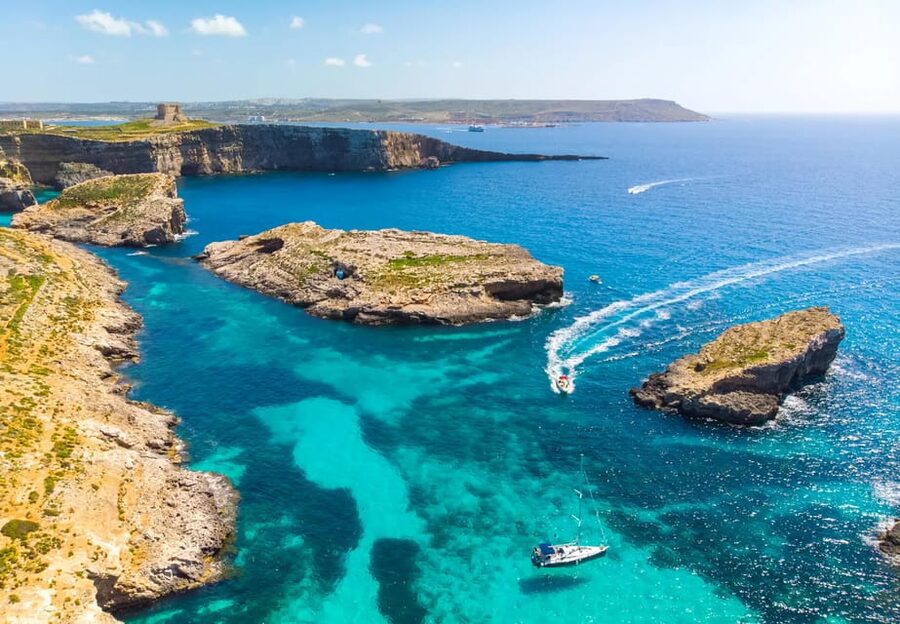 Malta: Roundtrip Ferry to Comino Blue Lagoon w/Gozo Option - Seeing the Comino Sea Caves