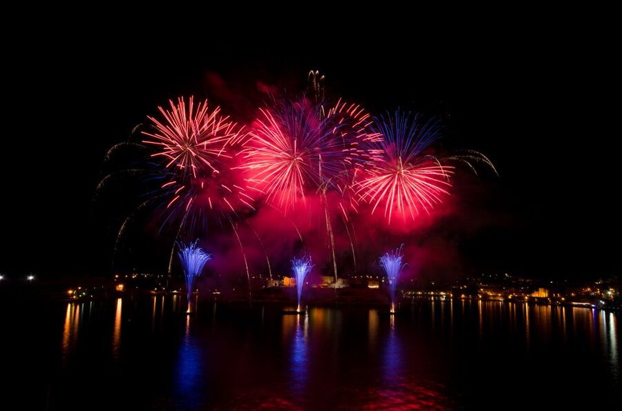 Malta: Valletta, Sliema, Bugibba Fireworks Festival Cruise - The advertised 2025 festival dates